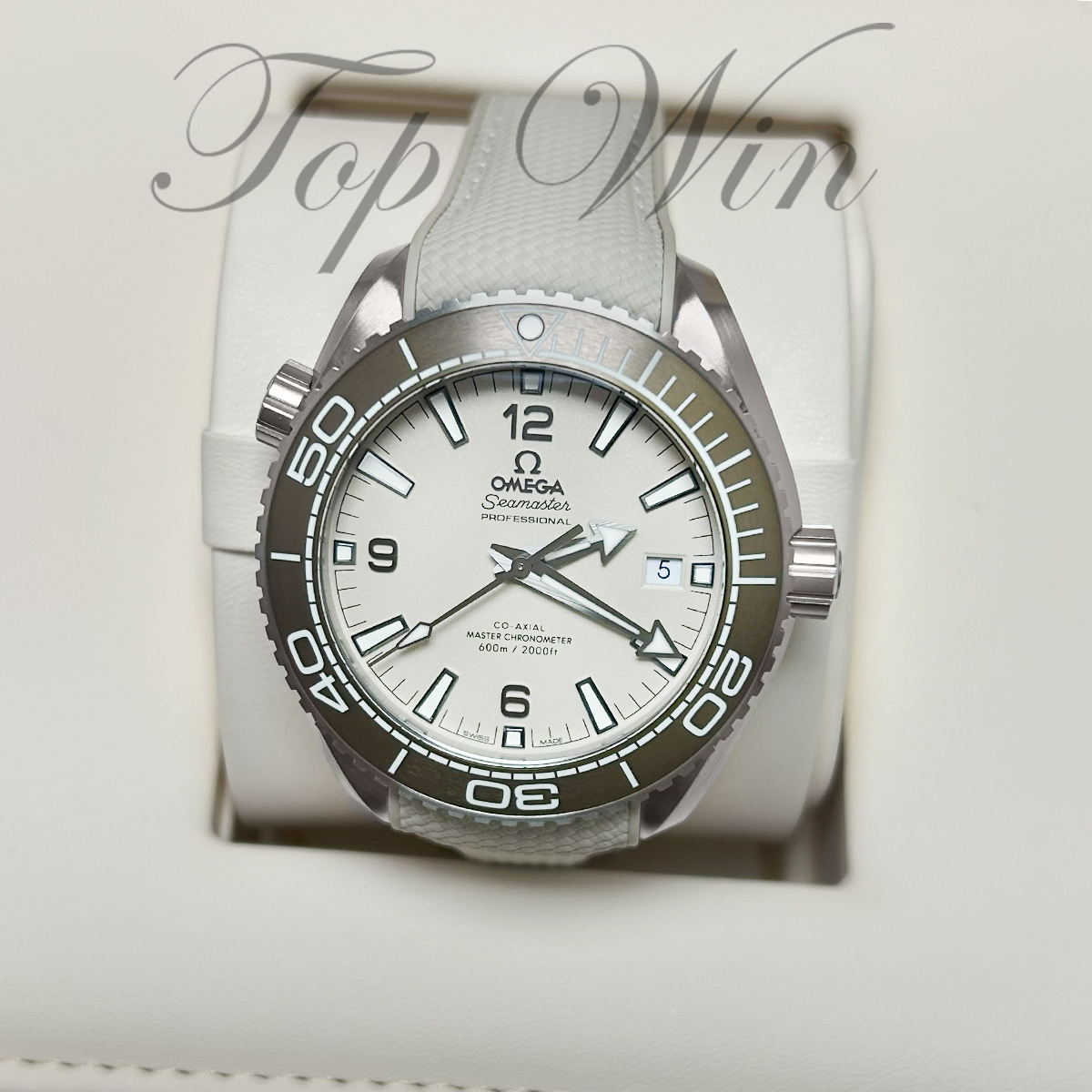全新 OMEGA Seamaster Planet Ocean 600M 215.32.44.21.09.001(請咨詢客服)