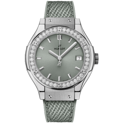 BRAND NEW HUBLOT Classic Fusion Titanium Sage Green Diamonds 581.NX.891G.NR.1104（PREORDER）