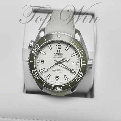 全新 OMEGA Seamaster Planet Ocean 600M 215.32.44.21.09.001（請咨詢客服）